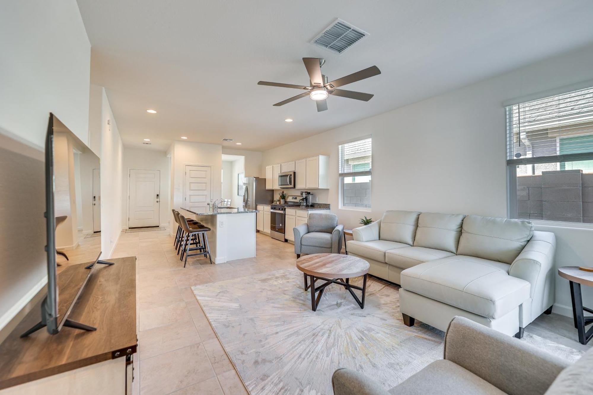 Maricopa Home With Putting Green And Covered Patio! エクステリア 写真